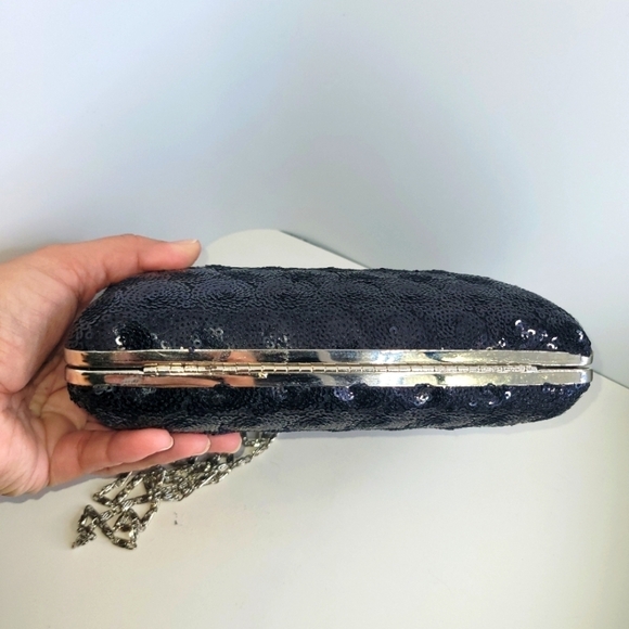 Sequin and Rhinestone Bling Clutch with Metal Chain Evening Bag - Picture 7 of 9